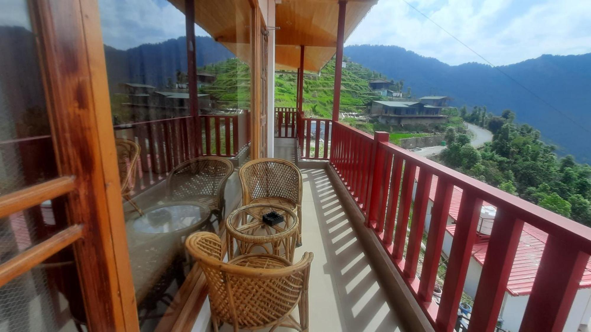 The Vintage Hill Village - Himalayan Boutique Resort Kanatal Exterior foto