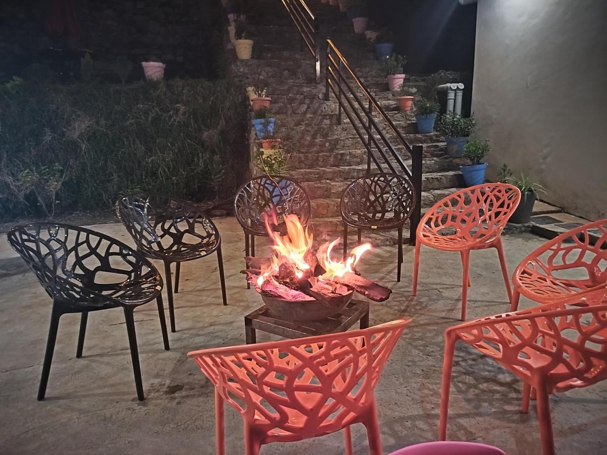 The Vintage Hill Village - Himalayan Boutique Resort Kanatal Exterior foto