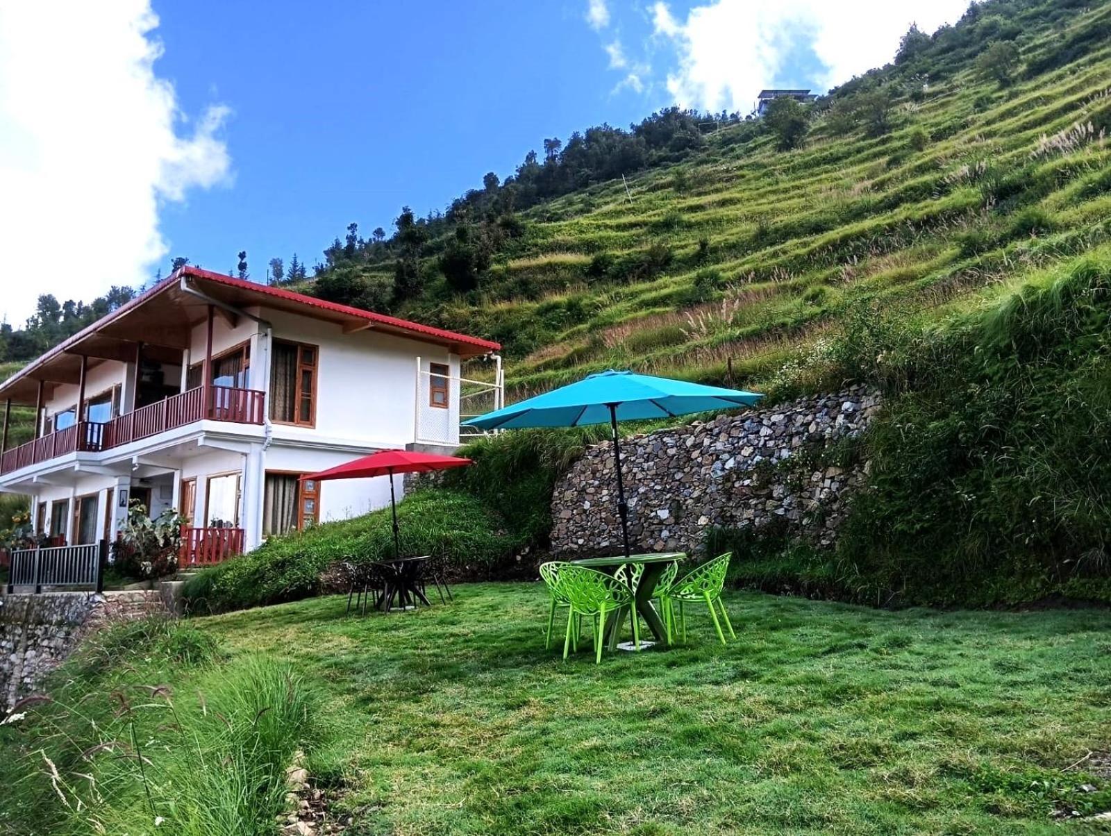 The Vintage Hill Village - Himalayan Boutique Resort Kanatal Exterior foto