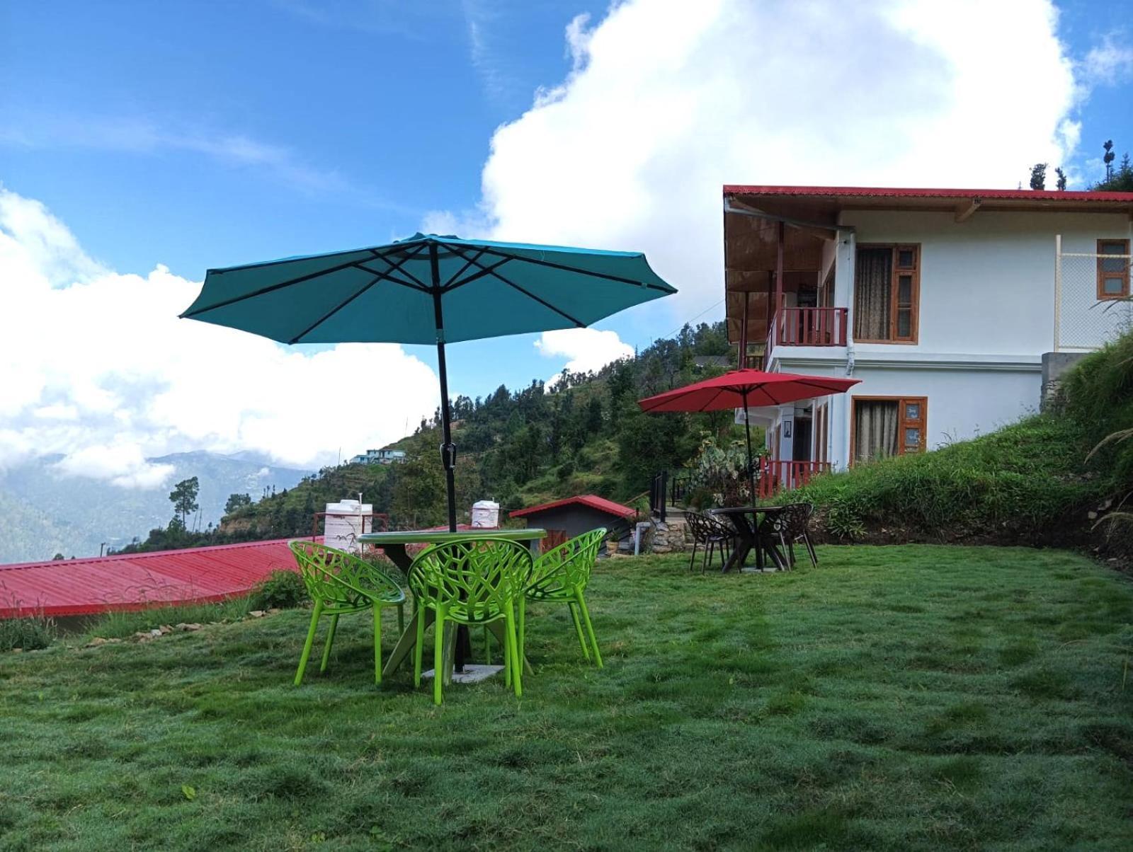 The Vintage Hill Village - Himalayan Boutique Resort Kanatal Exterior foto
